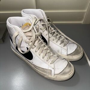 Nike Blazer Sz 9.5